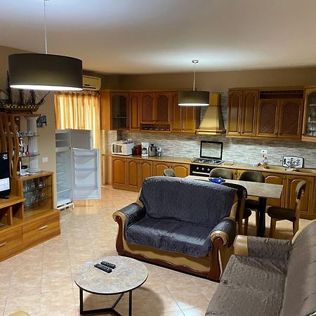 Lovely Place. Close To Beach & Boulevard Vlorë Extérieur photo