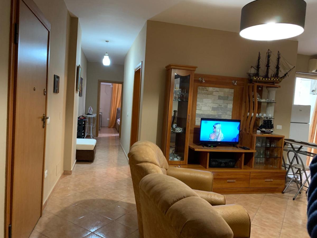 Lovely Place. Close To Beach & Boulevard Vlorë Extérieur photo
